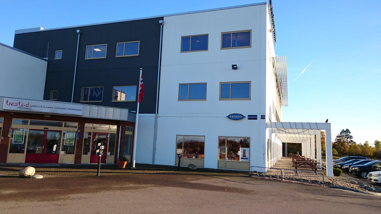 Trestads Restaurang Hotell&Pensionat Vänersborg Zewnętrze zdjęcie